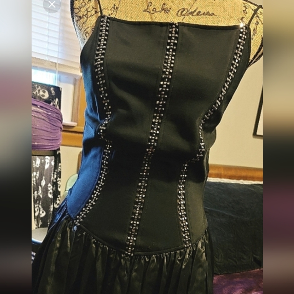 Vintage {Nicole Bakti} ✨️✨️ Black Hematite Event Gown
